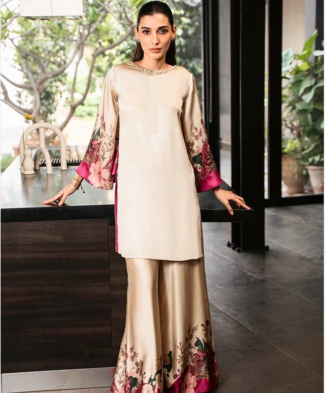 Digital Floral Printed Shamooz Silk 3Pc unstitched Collection